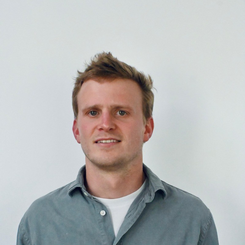 Speaker: Louis du Roy